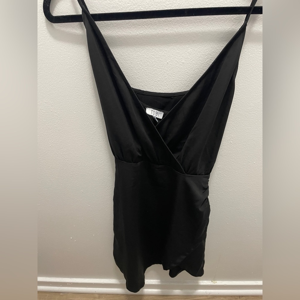 Black mini dress from Tobi - perfect for Vegas or a night out to a club
